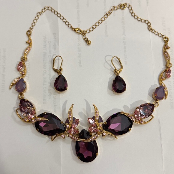 Luxurious Amethyst and Gold Necklace Set - Picture 11 of 16